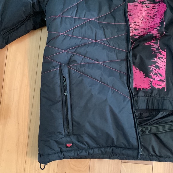 Roxy endurance series, snowboarding, jacket, L in black and pink design NWOT - Picture 10 of 16